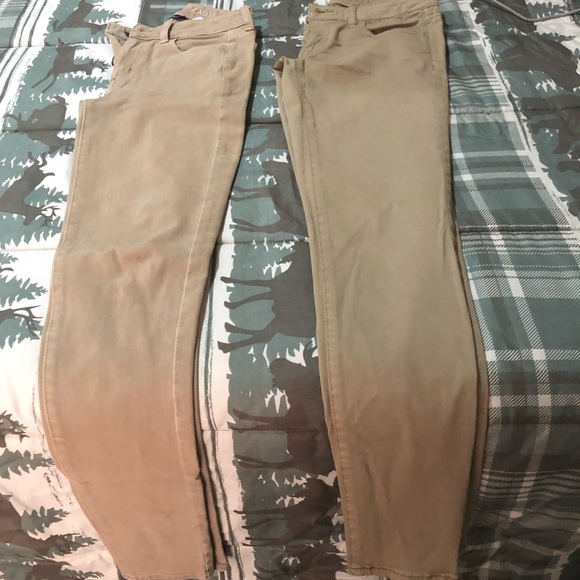 AE kaki colored pants. - Picture 3 of 4